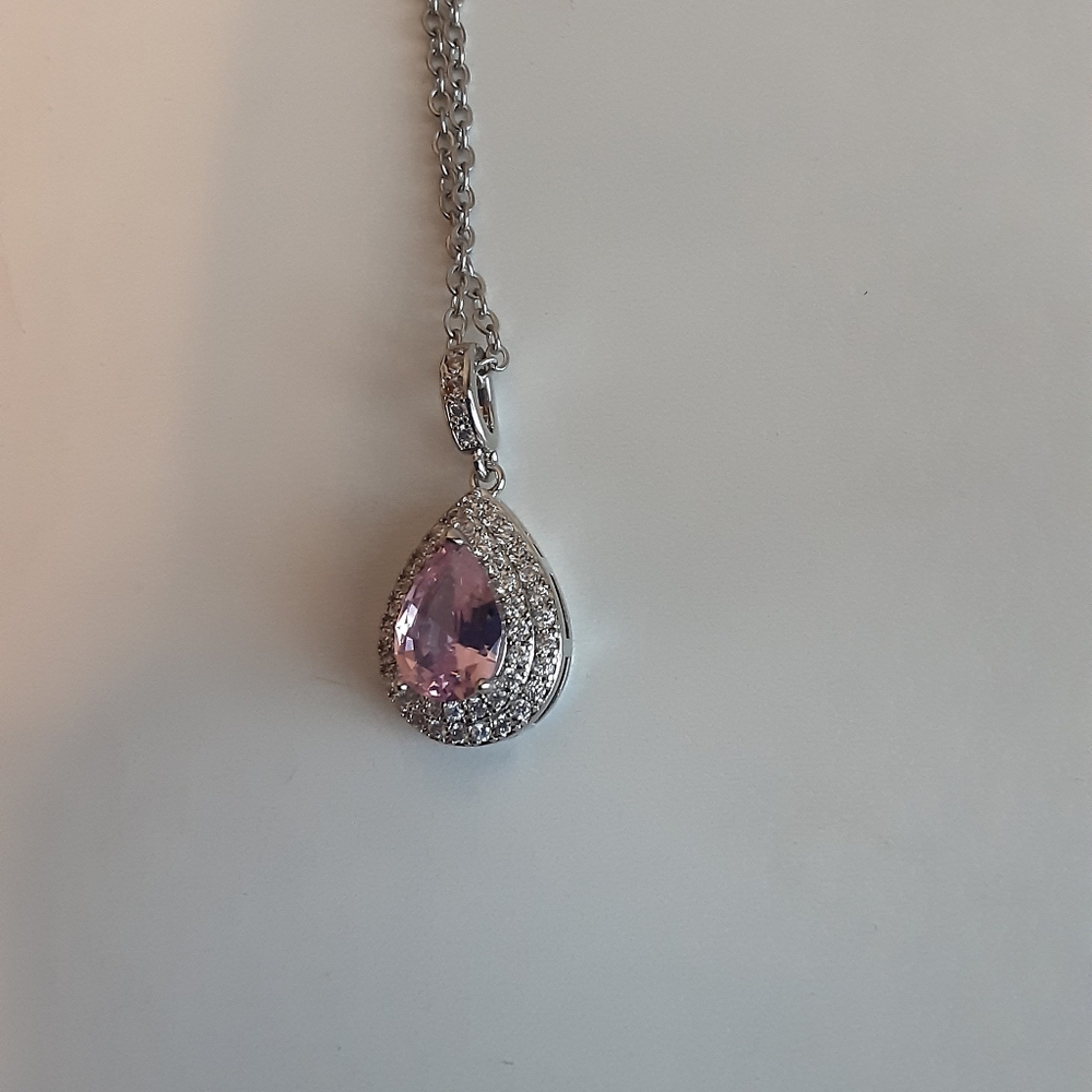 New 18k White Gold Pink Diamond Water Drop Necklace - Picture 5 of 5